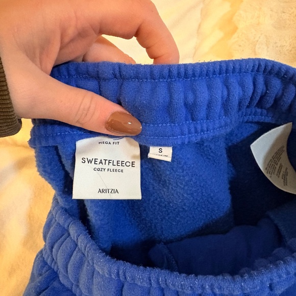 SOLD Aritzia jazz blue mega sweats - Picture 3 of 3
